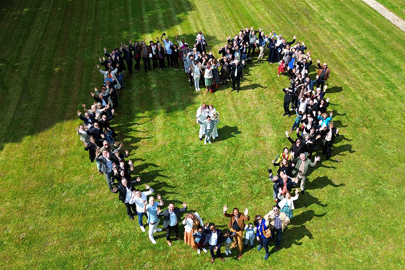 Photo Aérienne de Grand Groupe par Drone
